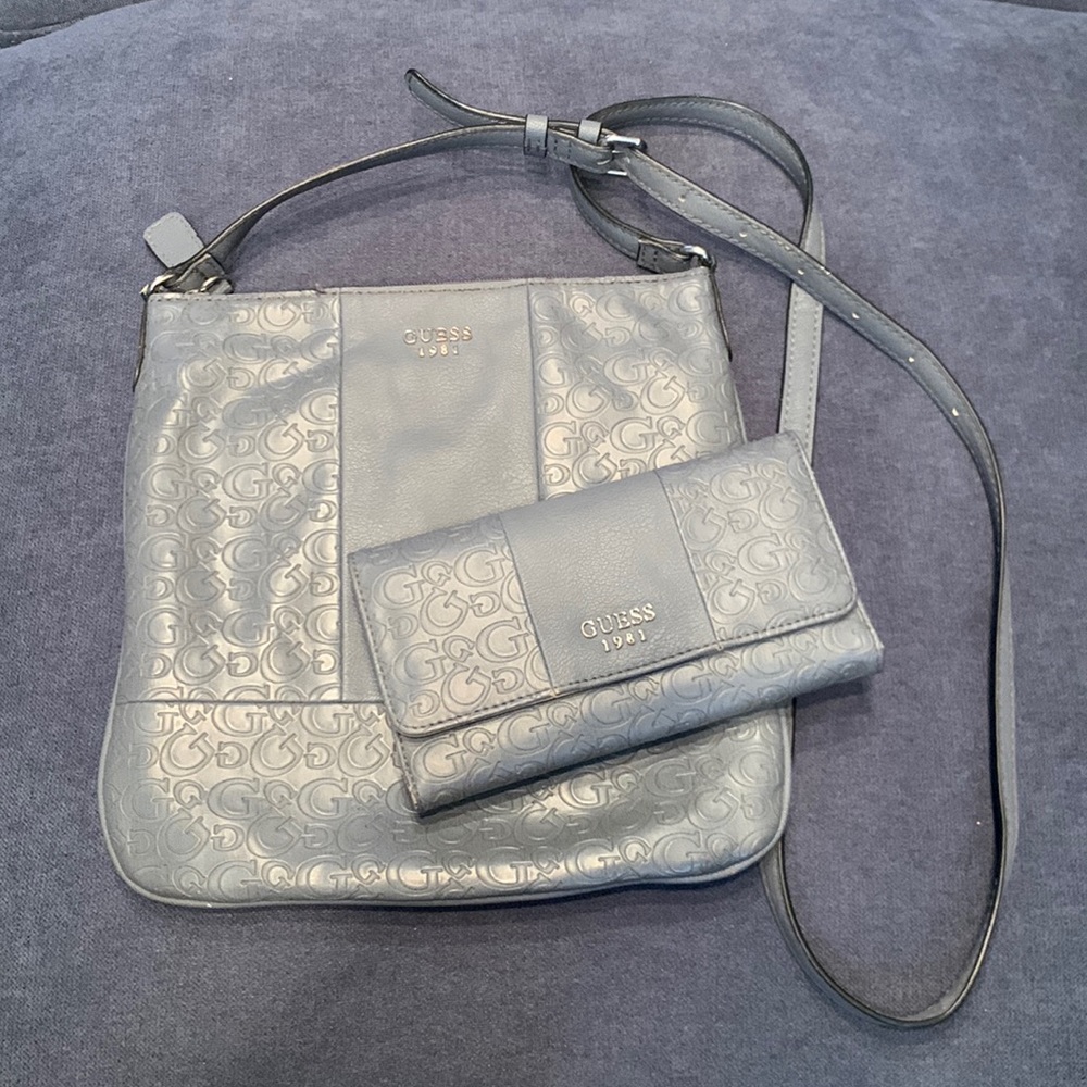 Matching Set of Guess Wallet and Guess Crossbody purse